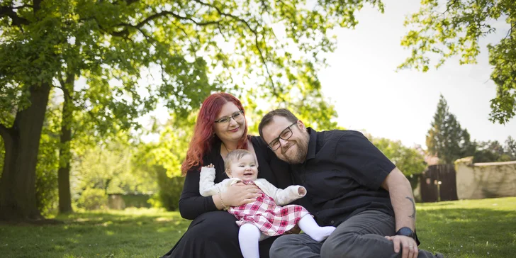 Venkovní lifestyle focení jednotlivce, páru i rodiny s dětmi a domácími mazlíčky