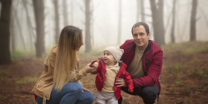 Venkovní lifestyle focení jednotlivce, páru i rodiny s dětmi a domácími mazlíčky