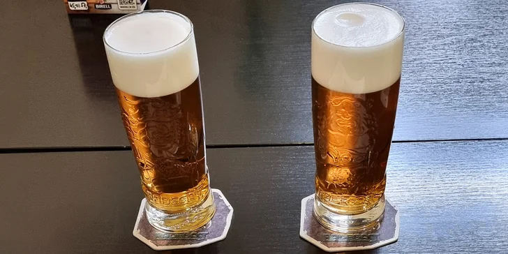 Domácí utopenci s chlebem a čepované pivo Radegast pro 2 nebo 4 osoby