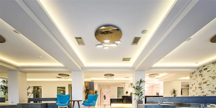 Letecky na Zakynthos: 5* hotel Azure Resort s all inclusive, bazénem a animačním programem
