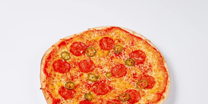 Pizza dle výběru z pravé italské mouky: 9 druhů, ⌀ 32 cm, pro 1 či 2 osoby