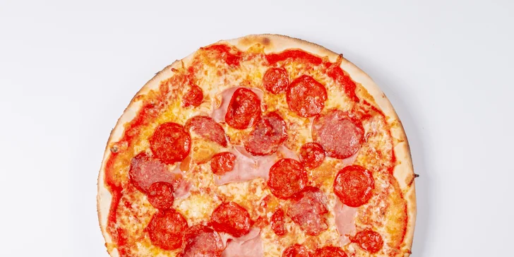 Pizza dle výběru z pravé italské mouky: 9 druhů, ⌀ 32 cm, pro 1 či 2 osoby