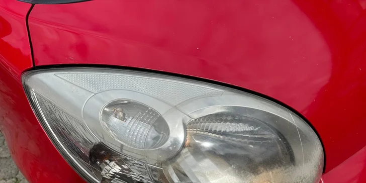 Kompletní ruční mytí vozu s tepováním sedaček v myčce Wash Cars