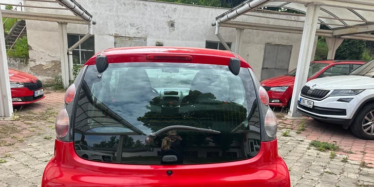 Čistá jízda: ruční mytí karoserie, čištění interiéru i servis klimatizace