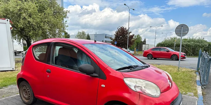 Čistá jízda: ruční mytí karoserie, čištění interiéru i servis klimatizace