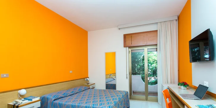 Letecky do Kalábrie: 7 nocí ve 4* hotelu Santa Caterina Village Resort & Spa s plnou penzí plus