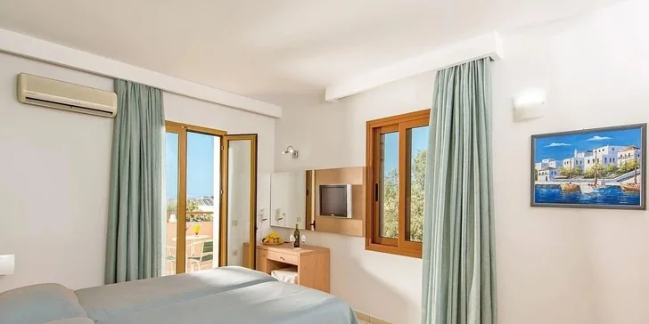 Letecky na Krétu: 4* hotel Sirios Village s all inclusive, dětský klub Čedog a bazény