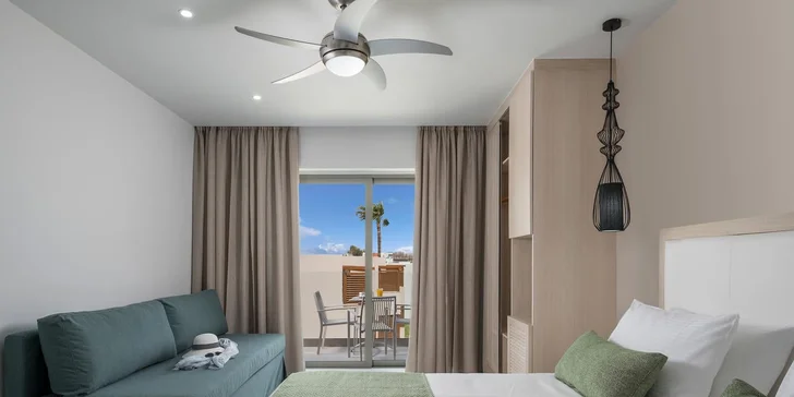 Letecky na Krétu: 4* hotel Sirios Village s all inclusive, dětský klub Čedog a bazény