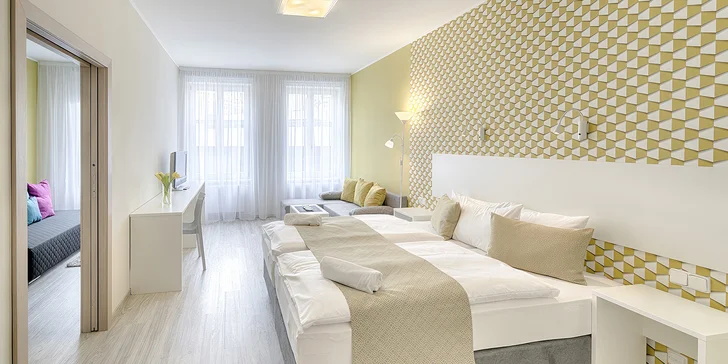 Nové apartmány v centru Karlových Varů s výhledem na Vřídelní kolonádu a dopolední vstupy do bazénu