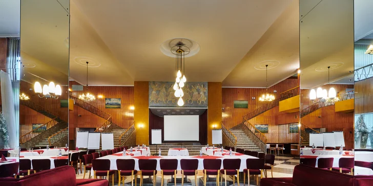 Pobyt v Lázních Sliač s balíčkem léčebných procedur, plnou penzí a vstupem do Holidaypark Kováčová