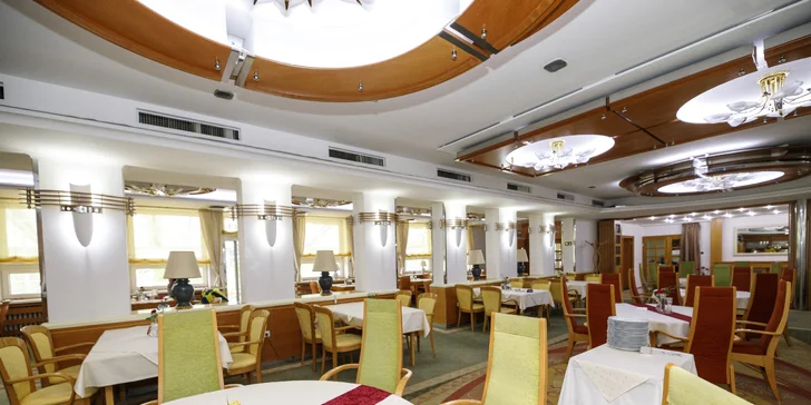 4* pobyt v Rožnově pod Radhoštěm: polopenze i wellness