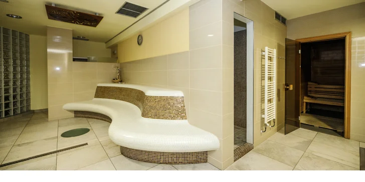 4* pobyt v Rožnově pod Radhoštěm: polopenze i wellness