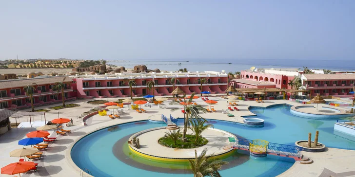 Egypt letecky: Marsa Alam s all inclusive, 4* Hotel Alexander the Great Resort, písečná pláž