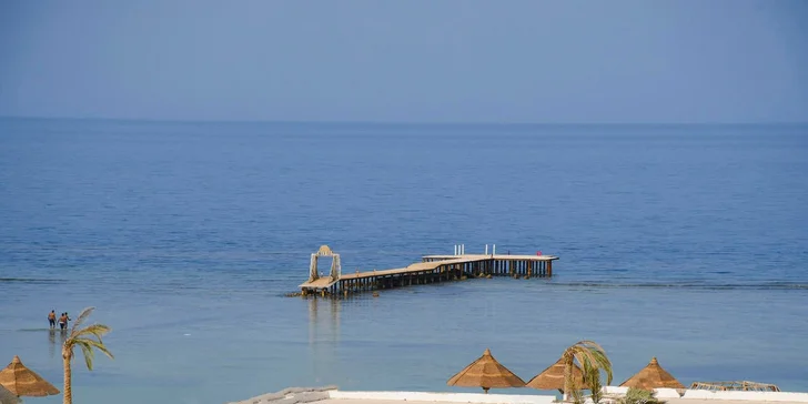 Egypt letecky: Marsa Alam s all inclusive, 4* Hotel Alexander the Great Resort, písečná pláž