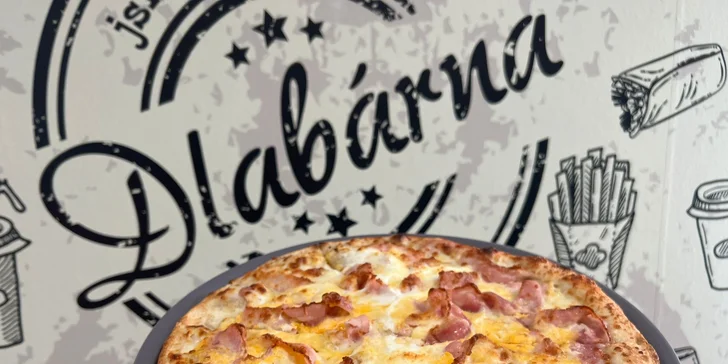 45cm pizza dle vlastního výběru: margherita, šunková, pikantní i tuňáková