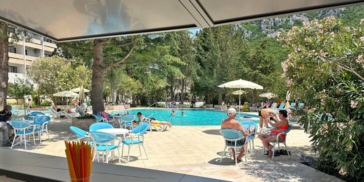 Dovolená v Černé Hoře: 4* hotel Monte Mare, all inclusive, bazén i letenky
