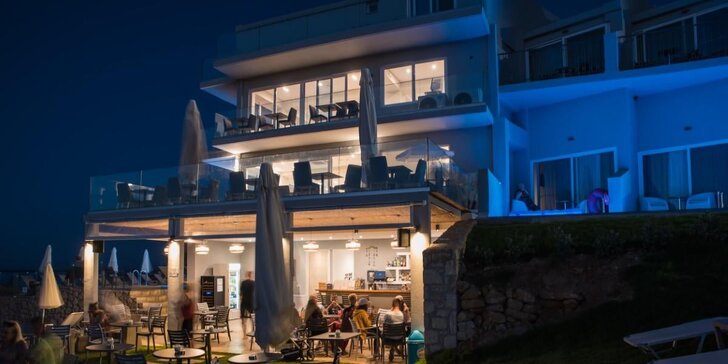 Letecky na Zakynthos: 4* hotel Golden Coast Family Resort přímo u pláže s all inclusive