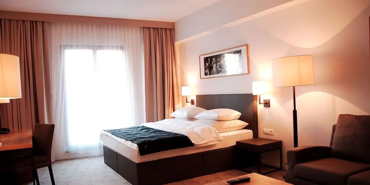 Pobyt se snídaní v centru Wrocławi: designový hotel v historické budově, varianta s vínem i parkováním