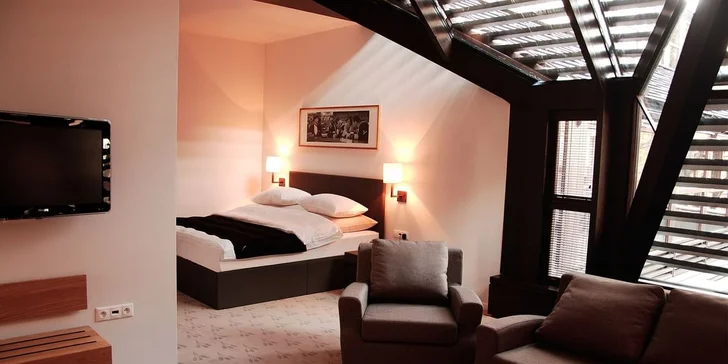 Pobyt se snídaní v centru Wrocławi: designový hotel v historické budově, varianta s vínem i parkováním