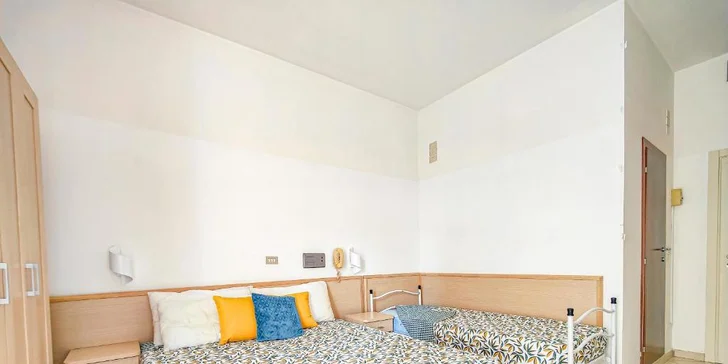 Riviera Emilia-Romagna blízko San Marina: 3*hotel u pláže, plná penze a bazén