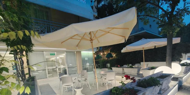 Riviera Emilia-Romagna blízko San Marina: 3*hotel u pláže, plná penze a bazén