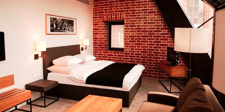 Pobyt se snídaní v centru Wrocławi: designový hotel v historické budově, varianta s vínem i parkováním