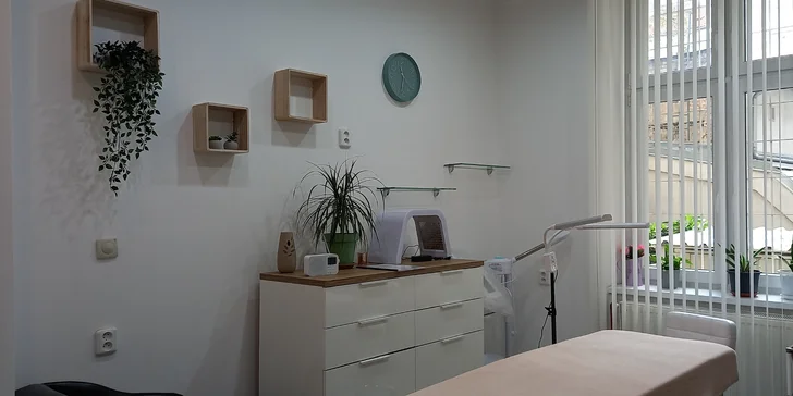 Kosmetické ošetření pleti dle výběru nebo balíček lash liftingu a laminace