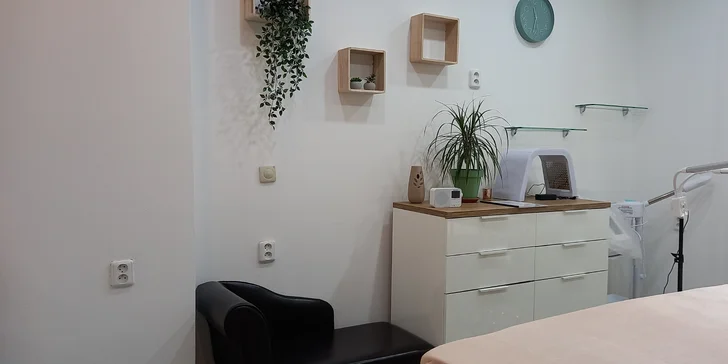 Kosmetické ošetření pleti dle výběru nebo balíček lash liftingu a laminace