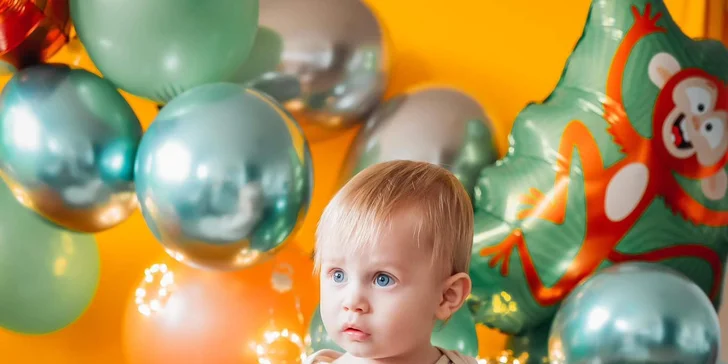 Profesionální focení ve studiu i možnost exteriéru: párové, rodinné, těhotenské i newborn