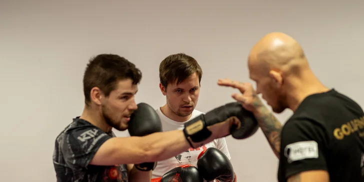 1-5 lekcí v M3GYM: kondiční a kruhové tréninky, MMA, box a další, cvičení s profi zápasníkem M. Horským
