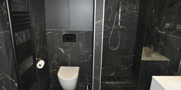 Pobyt v Dunajské Stredě: apartmány s terasou, stravou a vlastním vstupem do Thermalparku