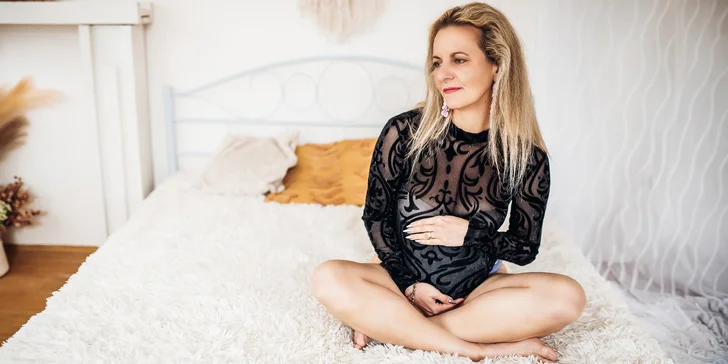 Profesionální focení ve studiu i možnost exteriéru: párové, rodinné, těhotenské i newborn