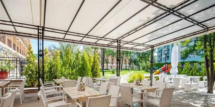 Letecky do Bulharska 3* hotel Riva, all inclusive, bazén i animační programy