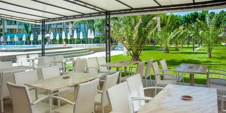 Letecky do Bulharska 3* hotel Riva, all inclusive, bazén i animační programy