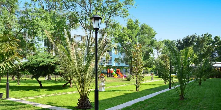 Letecky do Bulharska 3* hotel Riva, all inclusive, bazén i animační programy