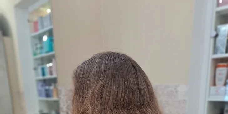 Kadeřnické balíčky: střih, barva, melír, airtouch, balayage či společenský účes a líčení