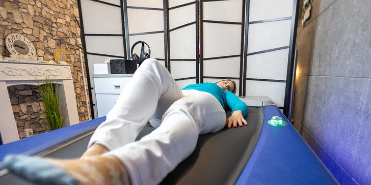 30minutová aqua masáž bez nutnosti svlékání: celé tělo, horní nebo spodní partie