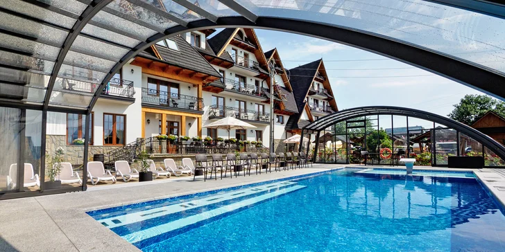 Nabitý relaxační pobyt u Terma Bania: snídaně a večeře, neomezený wellness