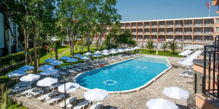 Letecky do Bulharska 3* hotel Riva, all inclusive, bazén i animační programy