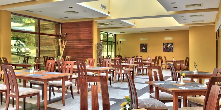 Pohoda v Bulharsku: hotel Arabella Beach přímo u pláže s all inclusive