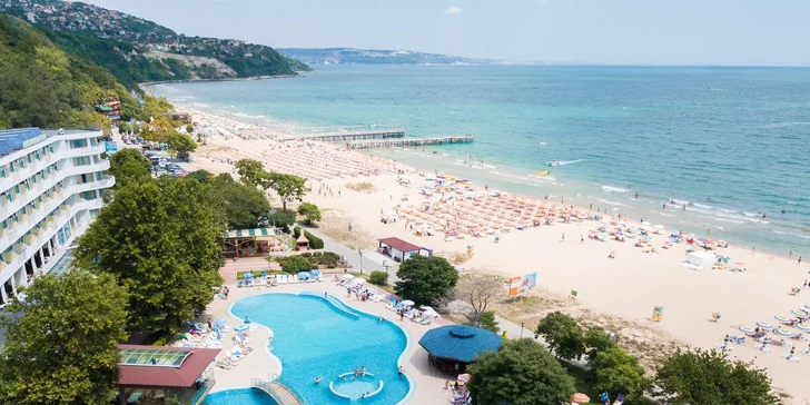 Pohoda v Bulharsku: hotel Arabella Beach přímo u pláže s all inclusive