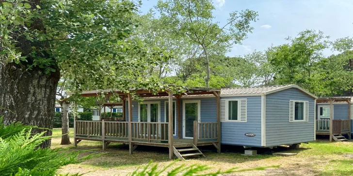 Last minute: rodinné letovisko kousek od Ravenny: mobilní domek či bungalov, bazény, možnost snídaně i plné penze