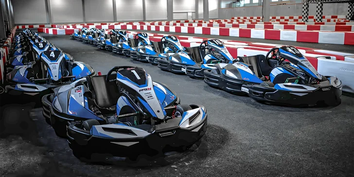 Mnoho zábavy pod jednou střechou: motokáry, multiball i jump arena ve Fun Areně Cheb