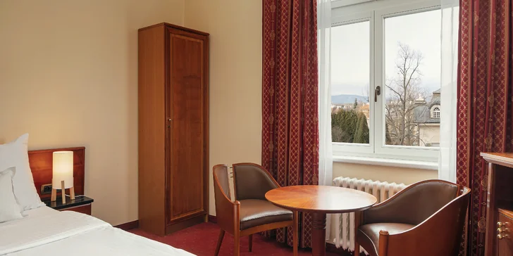 4* pobyt v Karlových Varech: snídaně či polopenze, na výběr i neomezený wellness a procedury