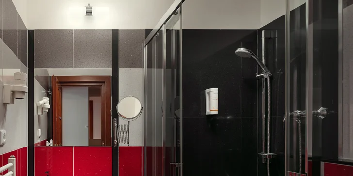4* pobyt v Karlových Varech: snídaně či polopenze, na výběr i neomezený wellness a procedury