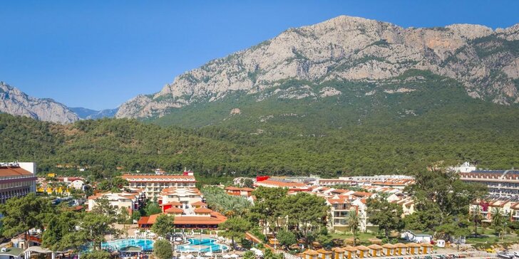 Turecko: 5* hotel Crystal Aura Beach Resort & Spa, ultra all inclusive i let