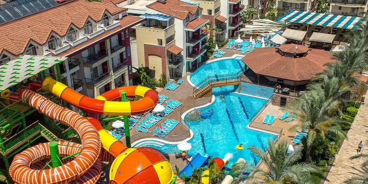 Turecko: 5* hotel Crystal Aura Beach Resort & Spa, ultra all inclusive i let