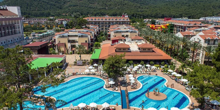 Turecko: 5* hotel Crystal Aura Beach Resort & Spa, ultra all inclusive i let
