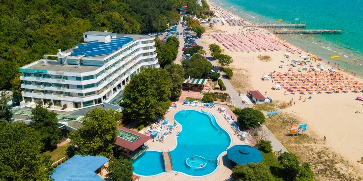 Pohoda v Bulharsku: hotel Arabella Beach přímo u pláže s all inclusive