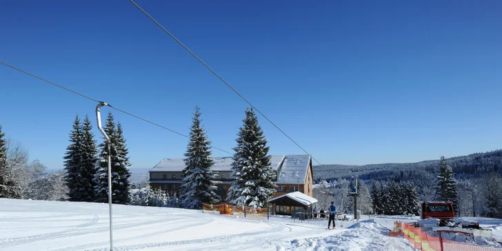 Aktivní pobyt na Šumavě: zrekonstruovaný hotel s polopenzí, wellness, sport i výlety